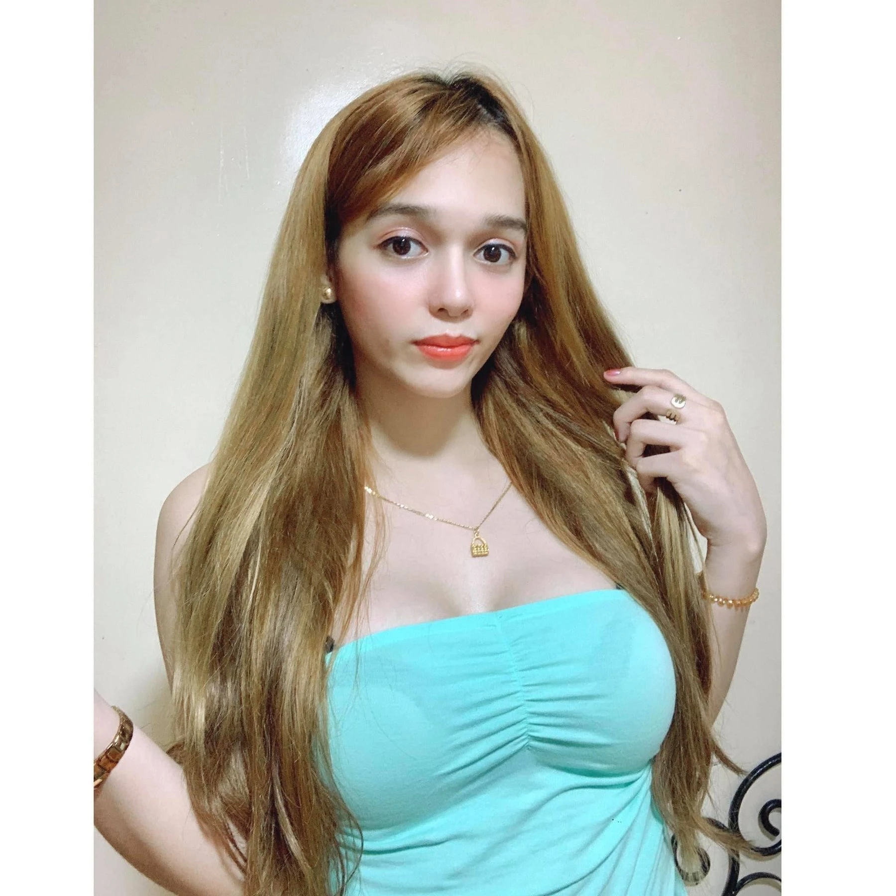 STUDENT GIRL IS BACK – Spanish escort in Macao, Escort, Macao