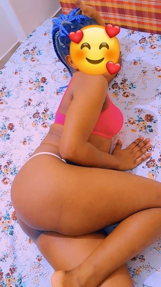 Big ass Lily/cumshow – South African escort in Pune — 2 / 8
