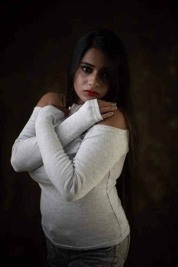 Ravya – Indian escort in Surat — 4 / 5