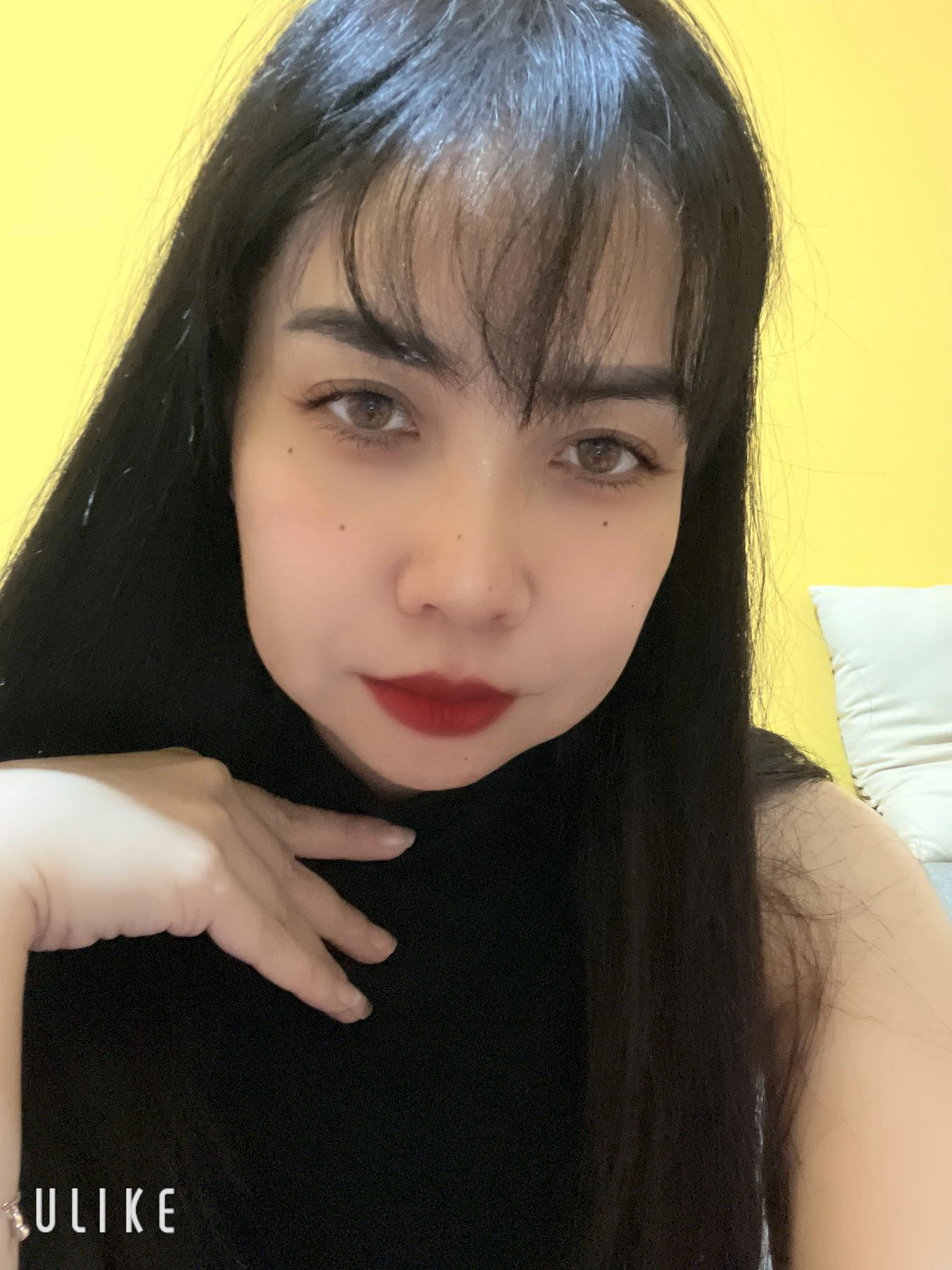 Lyly – Vietnamese masseuse in Pune — 3 / 4