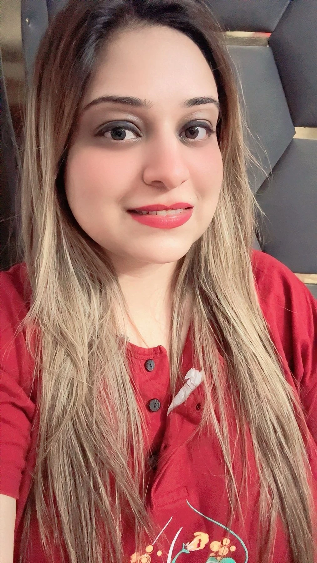 Alita Independent – Indian escort in Navi Mumbai — 2 / 9