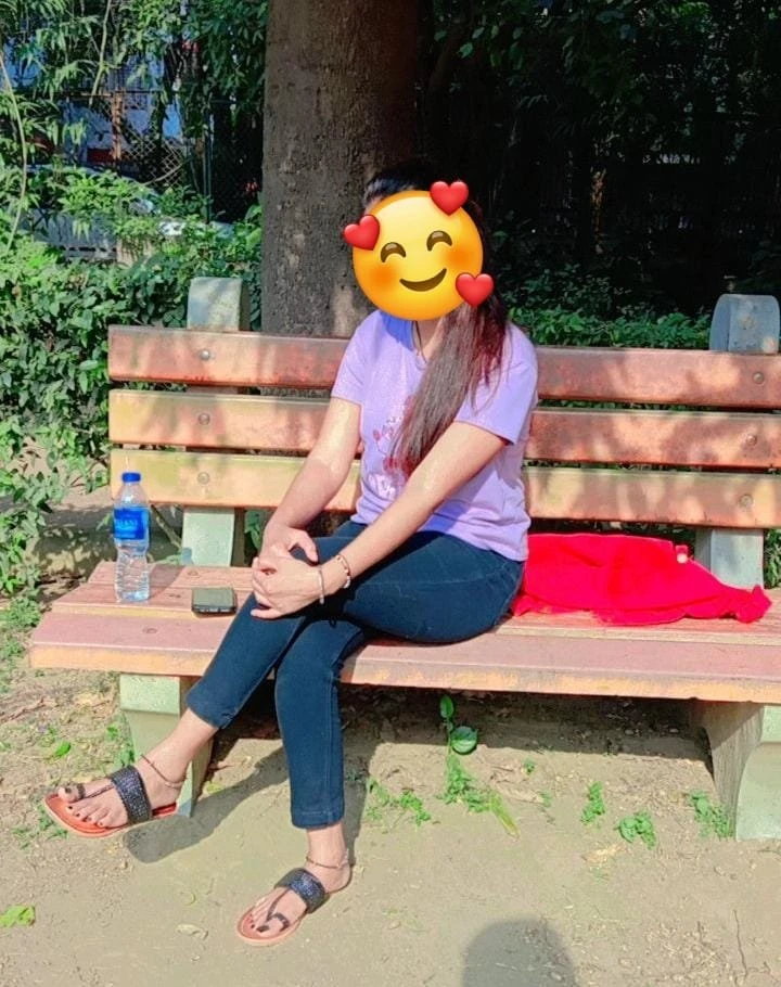 Cam and real meet – Indian escort in Gurgaon — 2 / 3