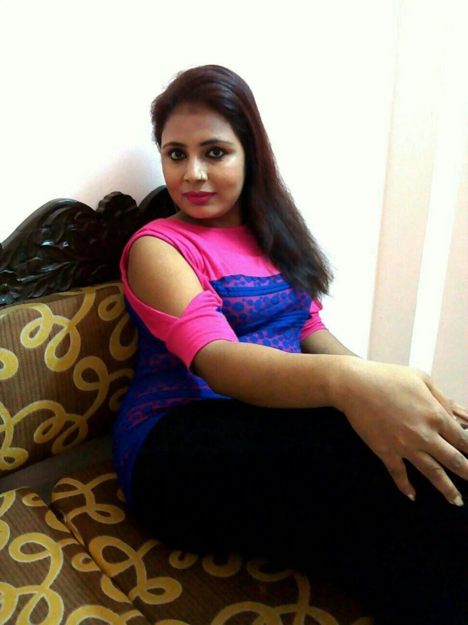 Poja – Indian escort in New Delhi — 1 / 4