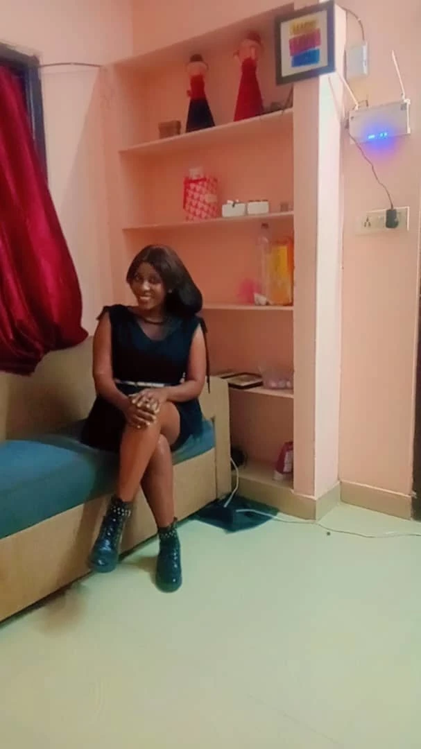 Shatra – Zambian escort in Hyderabad — 2 / 4