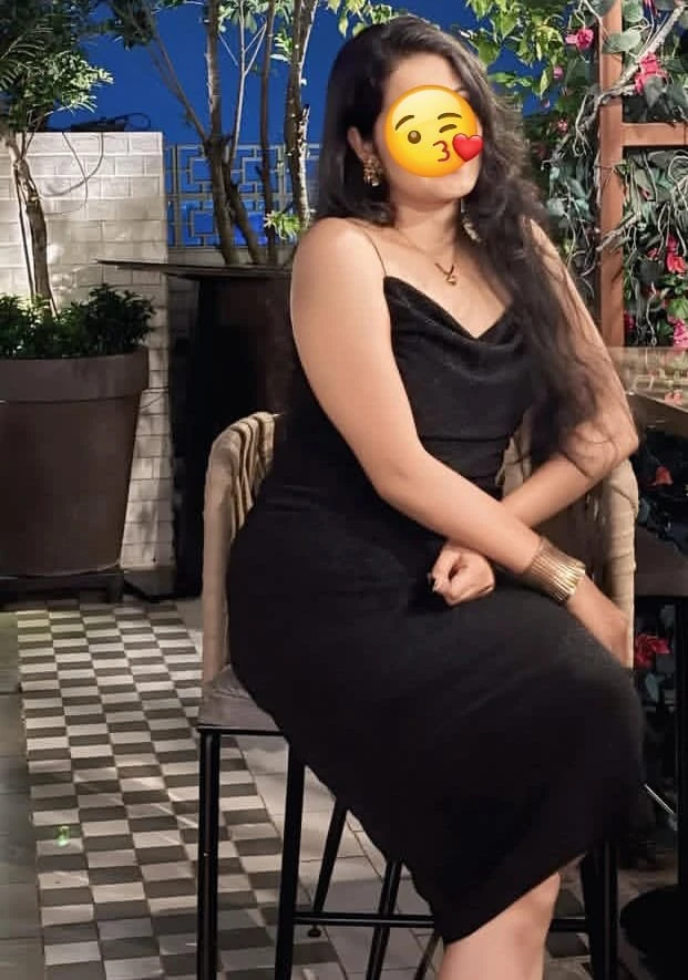 Independent Ankita (Cam & Meet) – Indian escort in Noida — 3 / 10