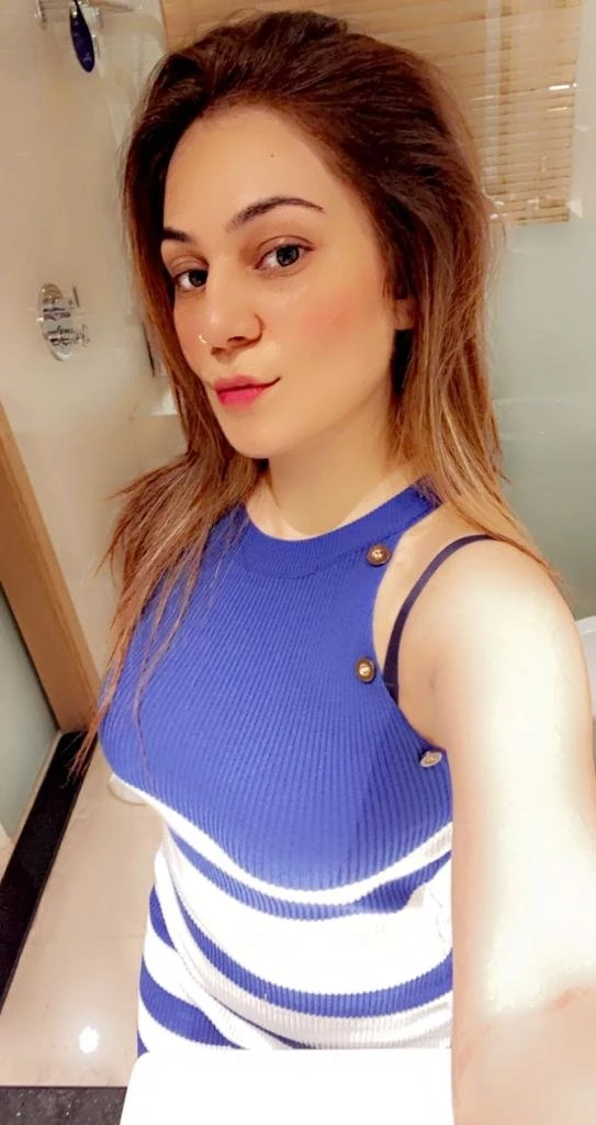 SASA Model – Pakistani escort in Islamabad — 2 / 12
