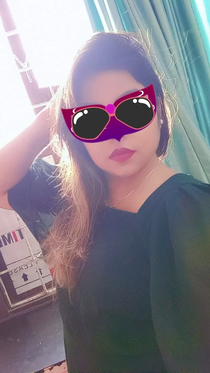 Yashmin – Indian escort in Mumbai — 6 / 10