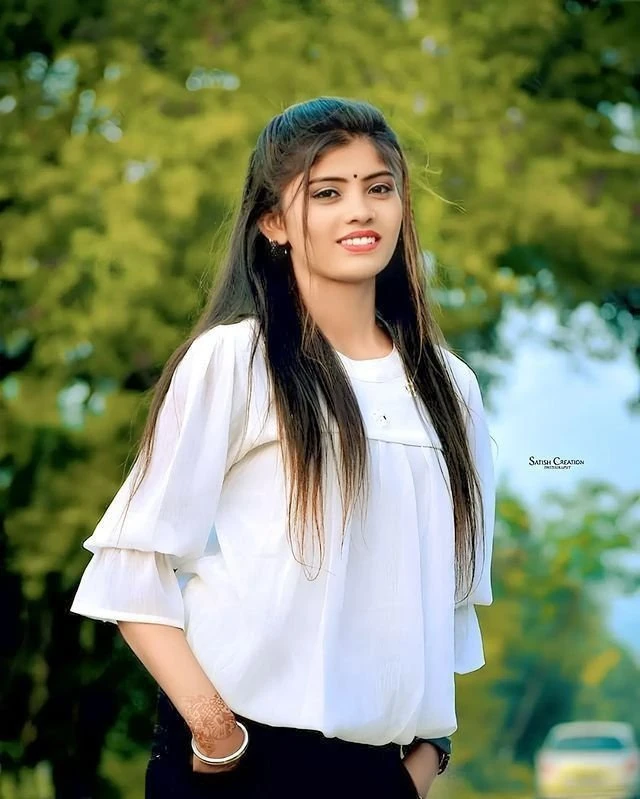 Pune escort service Anisha – Indian escort in Pune — 1 / 2