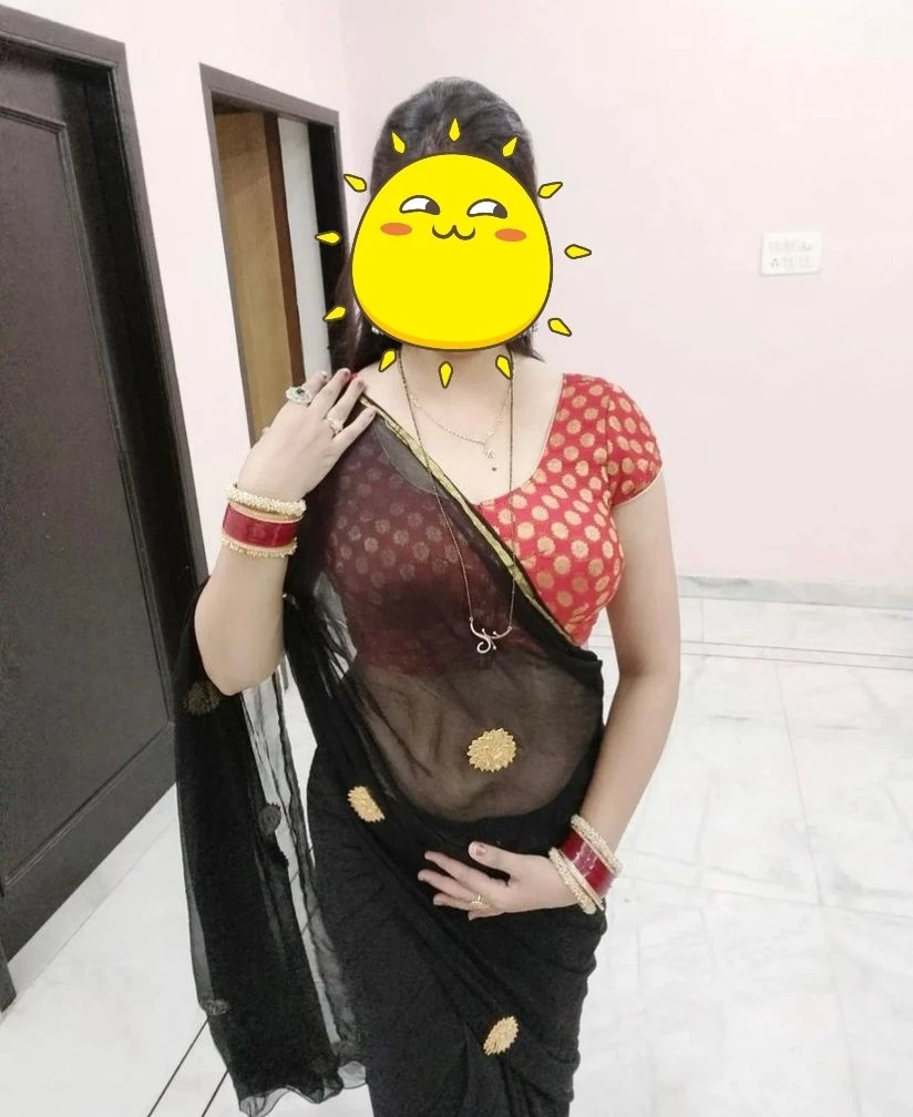Soniya Bhabhi – Indian escort in Kanpur — 3 / 8