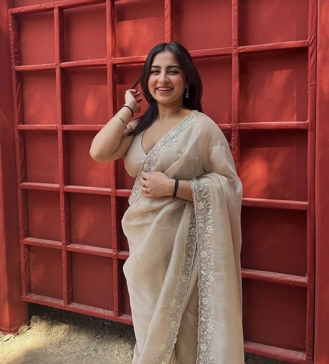 Affordable Sexy Girl's indipendent – Indian escort in Hyderabad — 2 / 3