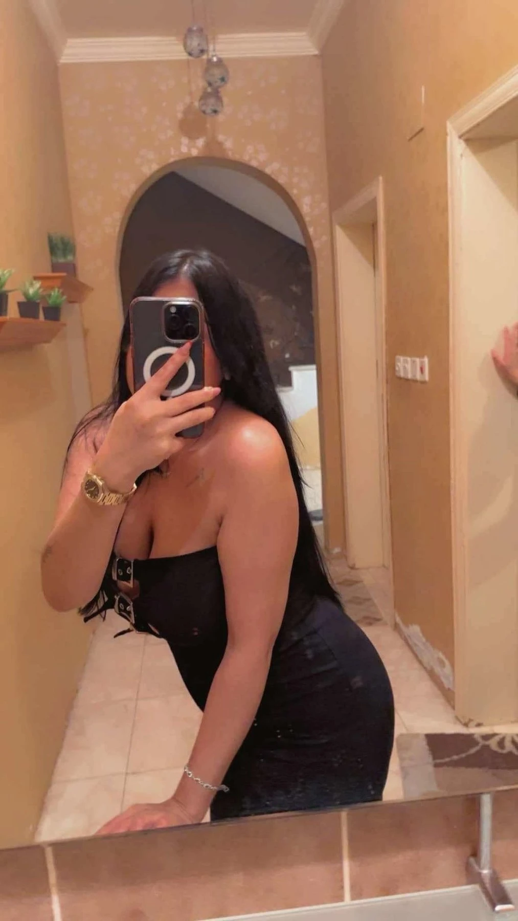 Pooja Escorts, (Real Meet & Webcam) – Indian escort agency in Pokhara — 5 / 6