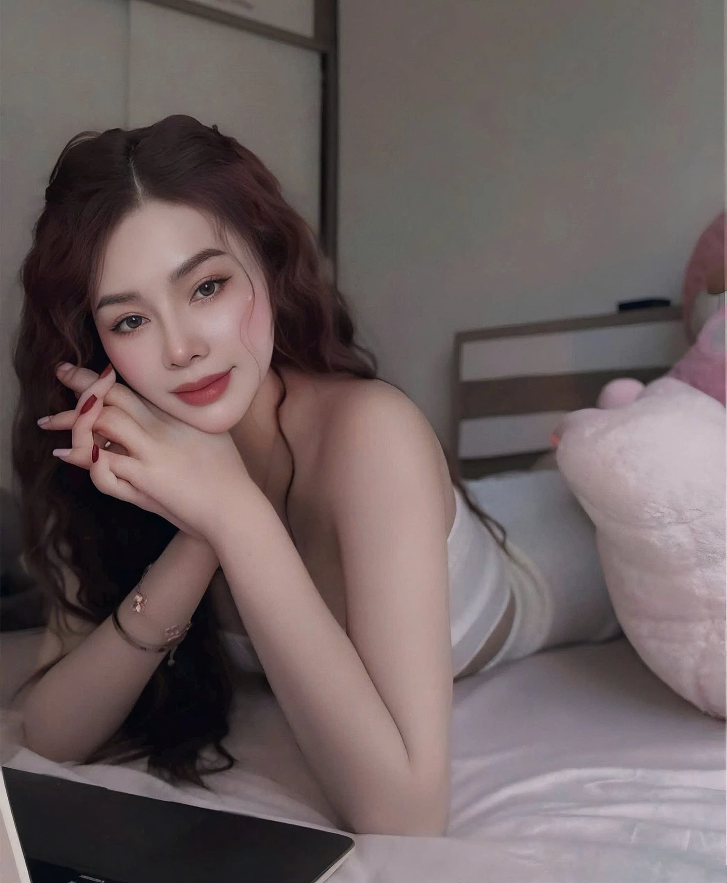 Linna – Vietnamese escort in Ho Chi Minh City — 2 / 7