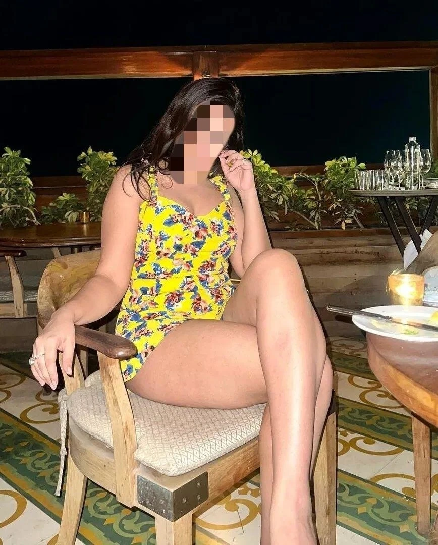 Ishaa Premium Girl – Indian escort in Kolkata — 1 / 2