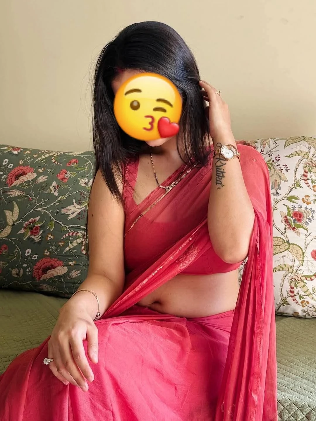 SUNAINA CAM QUEEN /MEET BIG BOOBS – Indian escort in New Delhi — 6 / 22