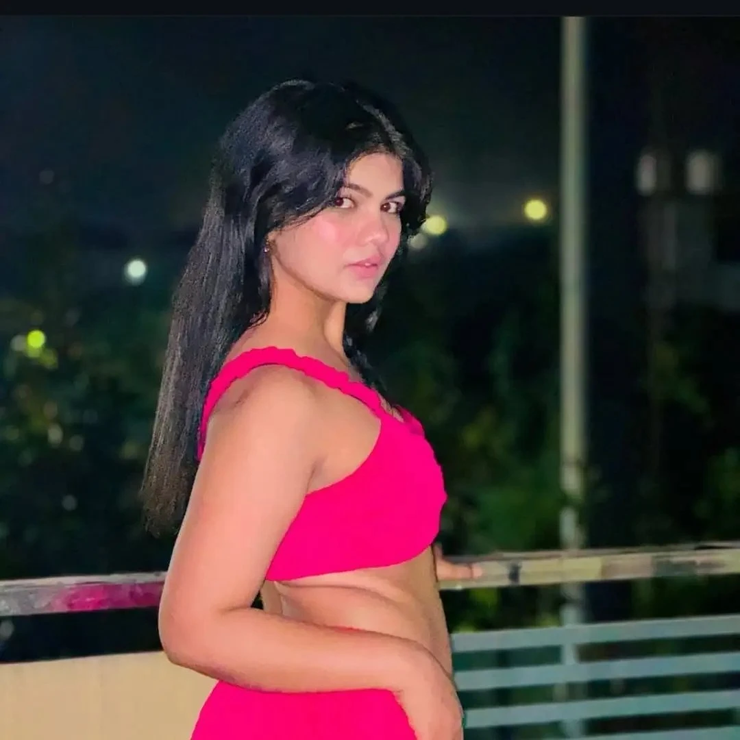 Suruli -No Advance – Indian escort in Hyderabad — 9 / 12