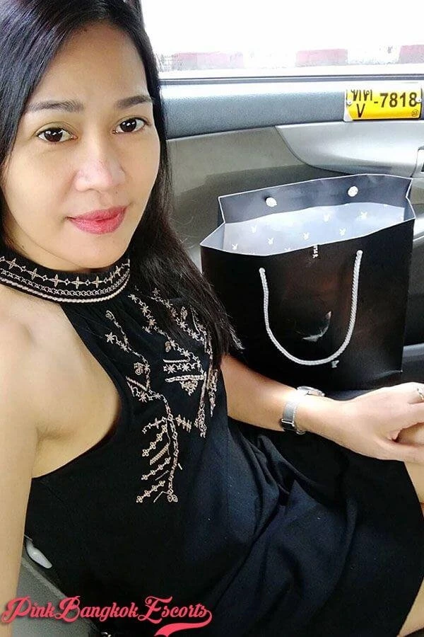 Vaness – Thai escort in Hanoi — 3 / 7