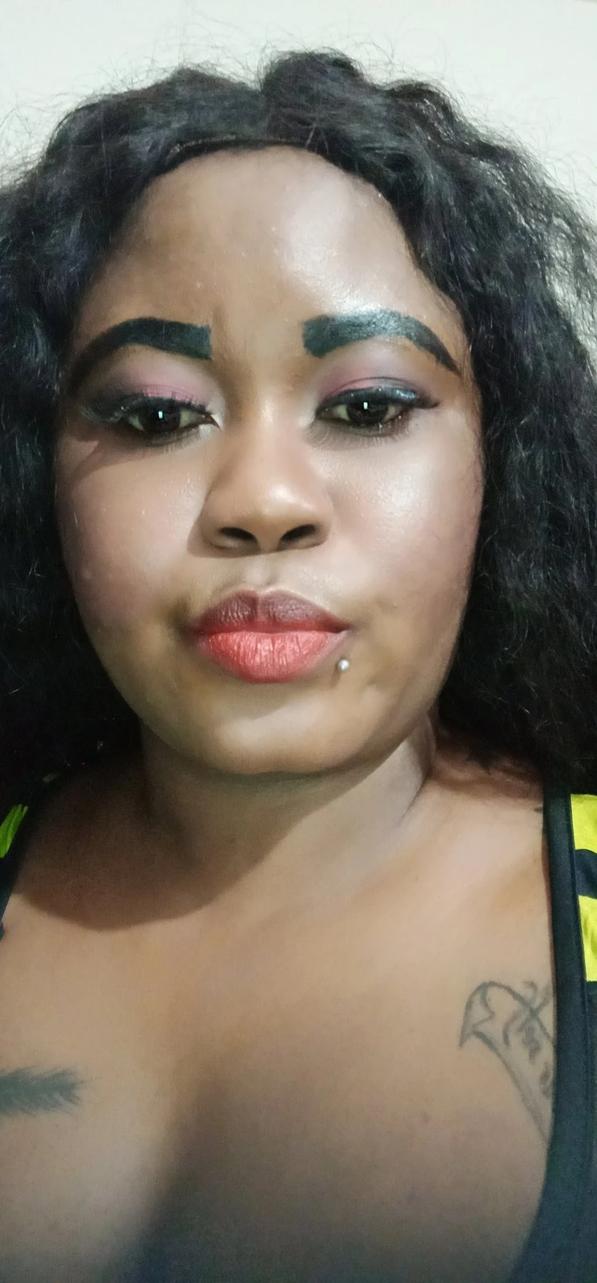 TINA – Equatorial Guinean escort in New Delhi — 24 / 25