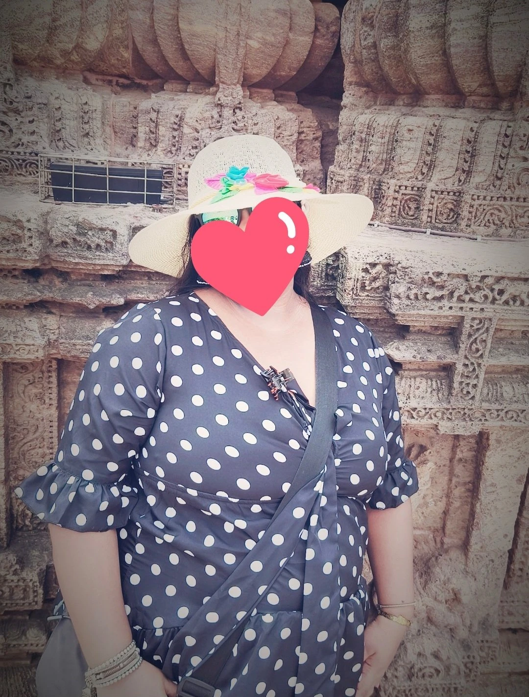 Riya – Indian adult performer in Kolkata — 3 / 9