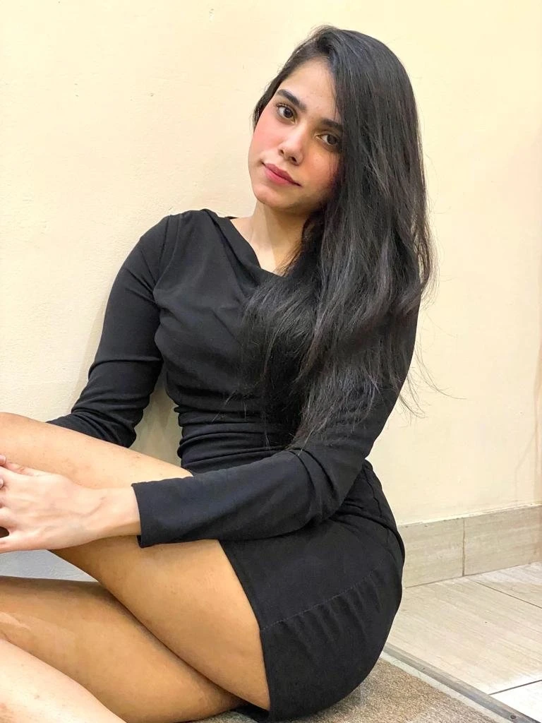 Escort Alisha – Pakistani escort in Lahore — 3 / 6