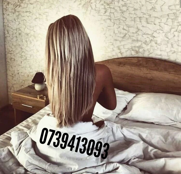 Amy – Romanian escort in Bucharest — 4 / 7