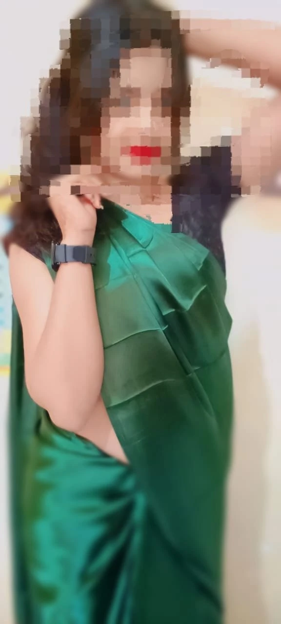 Realme Service Available – Indian escort in Mumbai — 1 / 2