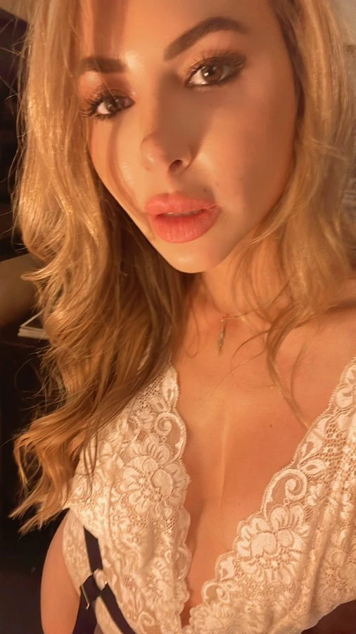 Jocelyn – French escort in Stockholm — 6 / 18