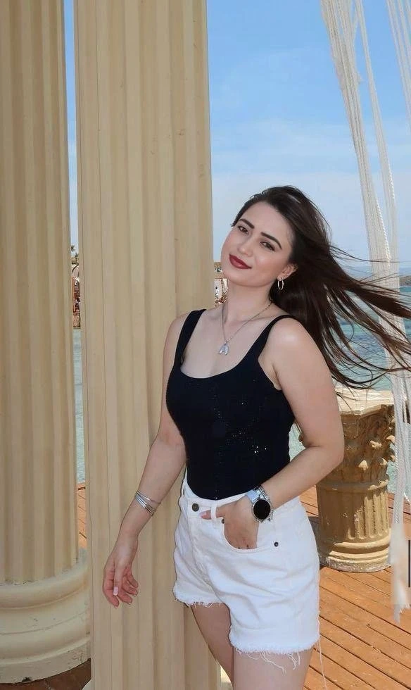 Priya High Profile Escort – Indian escort in Pune — 4 / 7