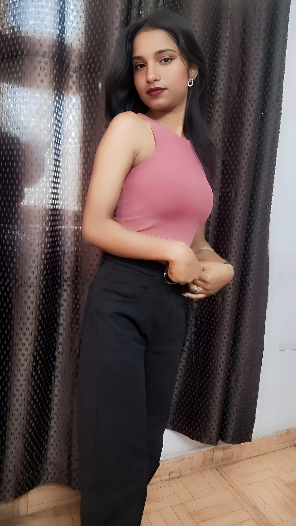 Aisha Escorts Girls – Indian escort in Noida — 4 / 11