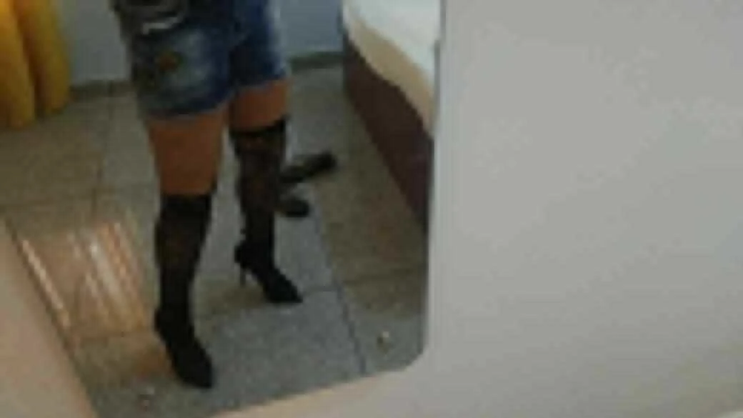 Devi Anjali Anu – Indian dominatrix in Thiruvananthapuram — 2 / 4