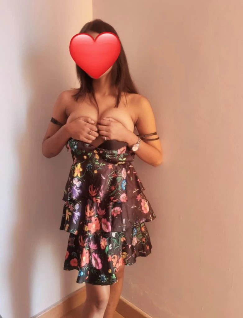 Nisha (Cam & Meet) – Indian escort in Noida, Escort, Noida