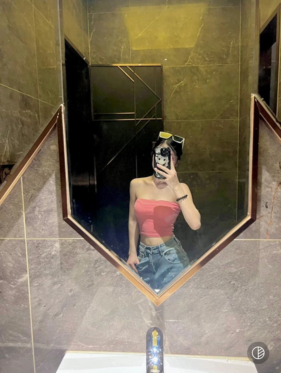Lyn – Vietnamese escort in Hanoi — 4 / 6