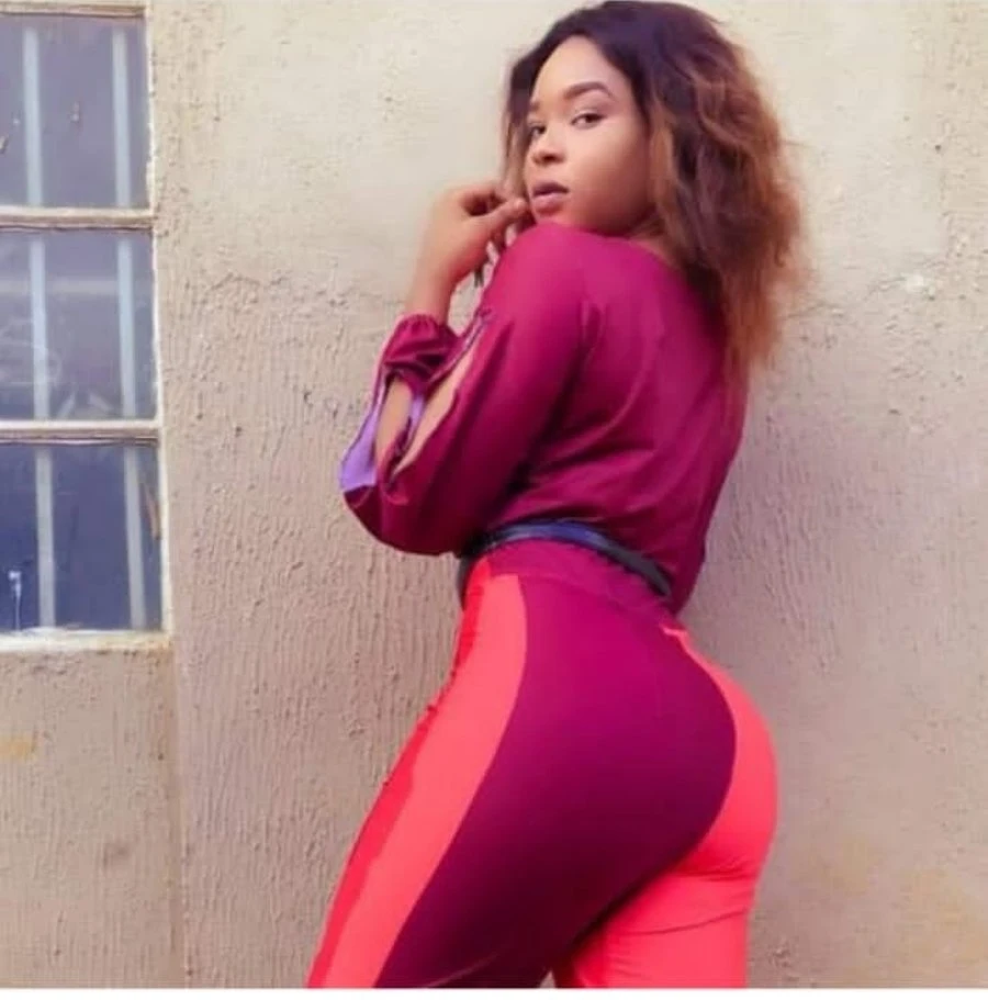 Linda – Kenyan escort in Beirut — 2 / 5