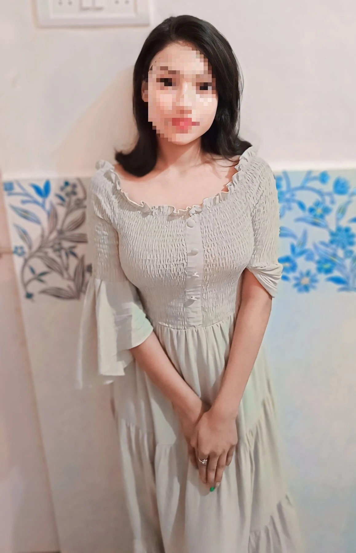 Sneha real meet &( webcam )🤍 – Indian escort in Mumbai — 3 / 5