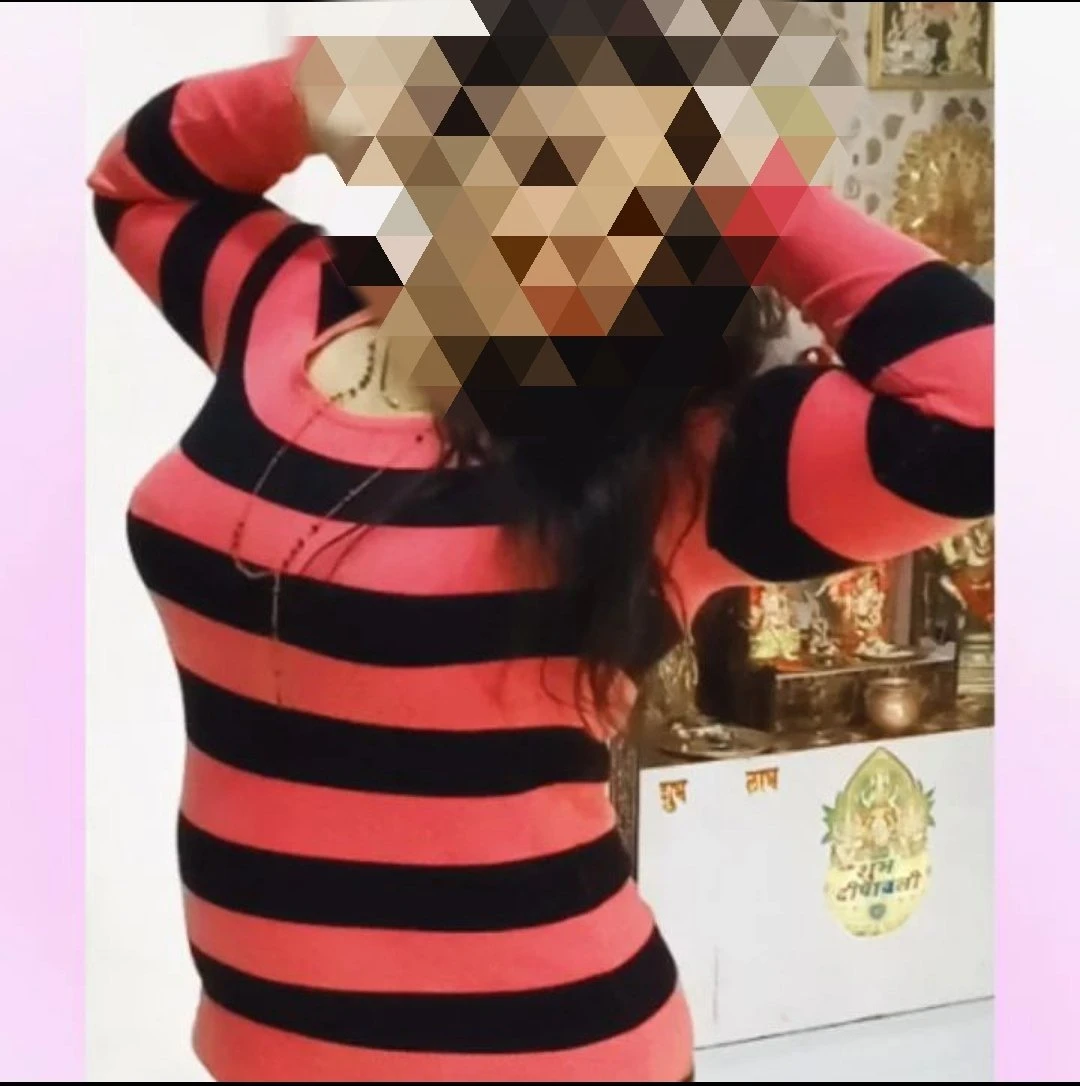 Web cam aa Real meet – Indian escort in New Delhi — 2 / 5