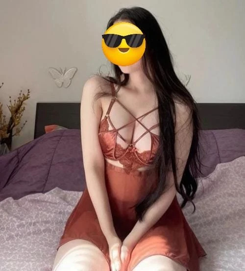 Nitara your dream girl cam and real meet – Indian escort in Mumbai — 3 / 4