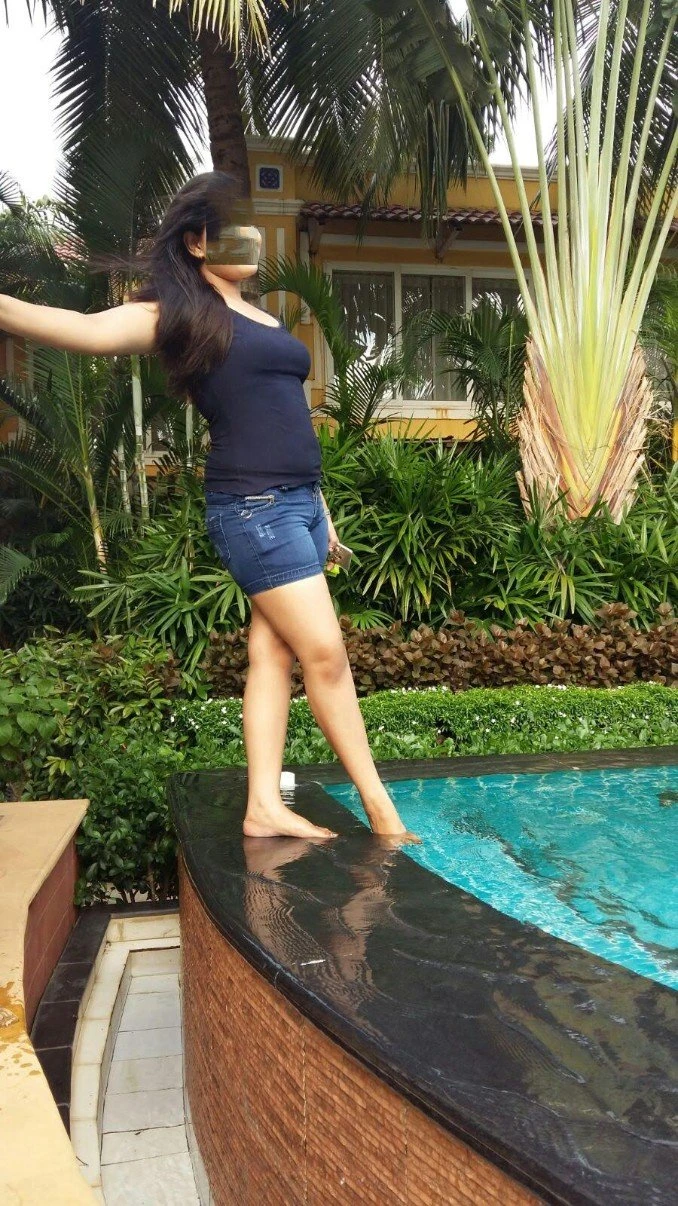 Indipendent F buddy khusbu – Indian escort in Hyderabad — 5 / 6