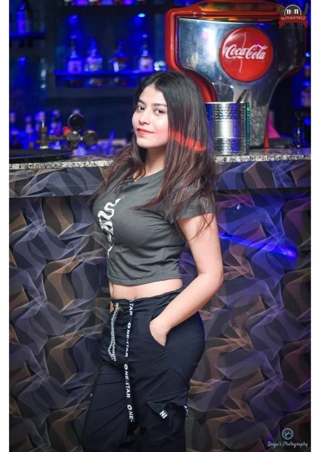 Surat Adajan Kamrej All Area Provider – Indian escort in Surat — 1 / 3
