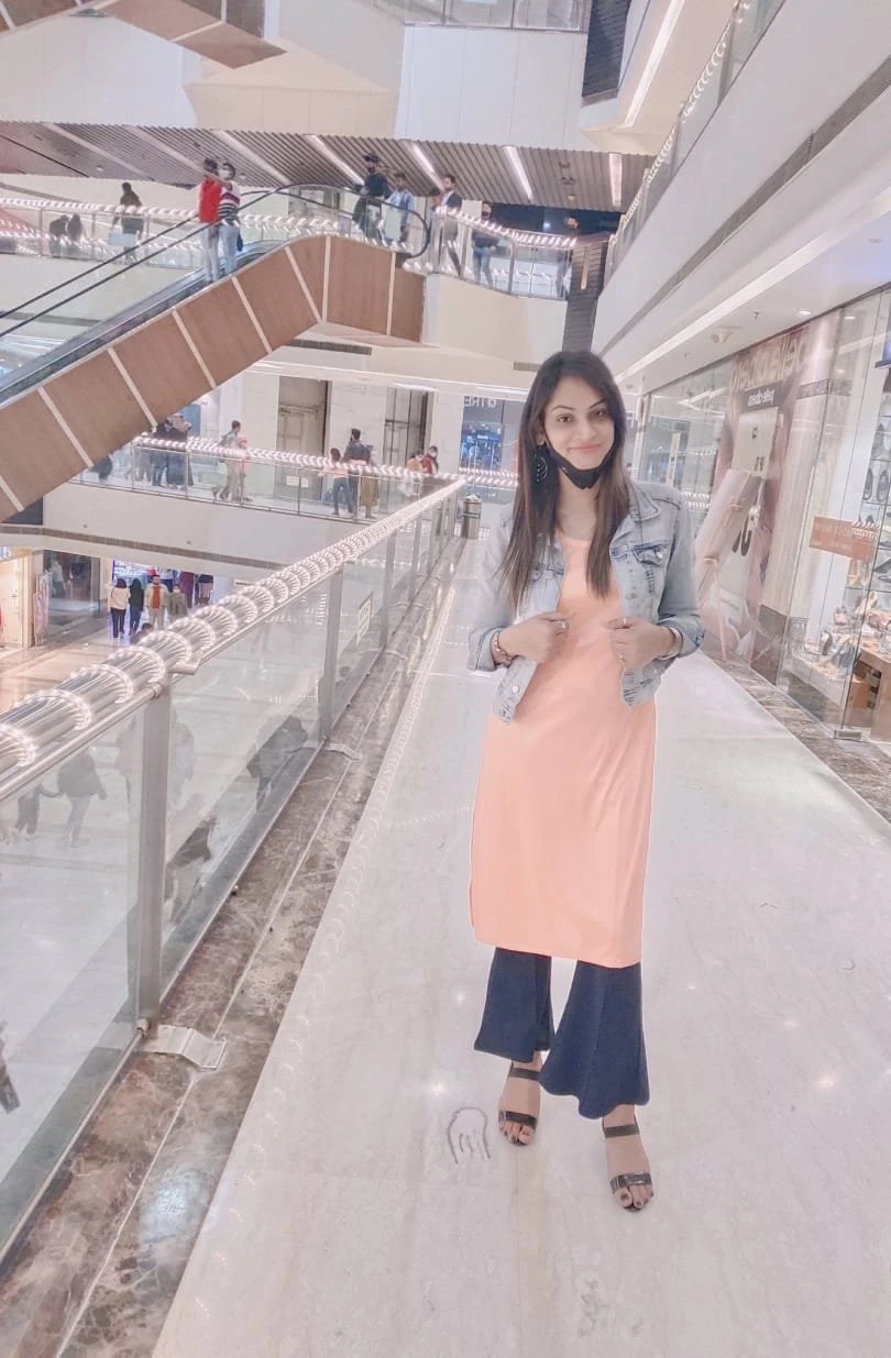 Candice – Indian escort in New Delhi — 2 / 3