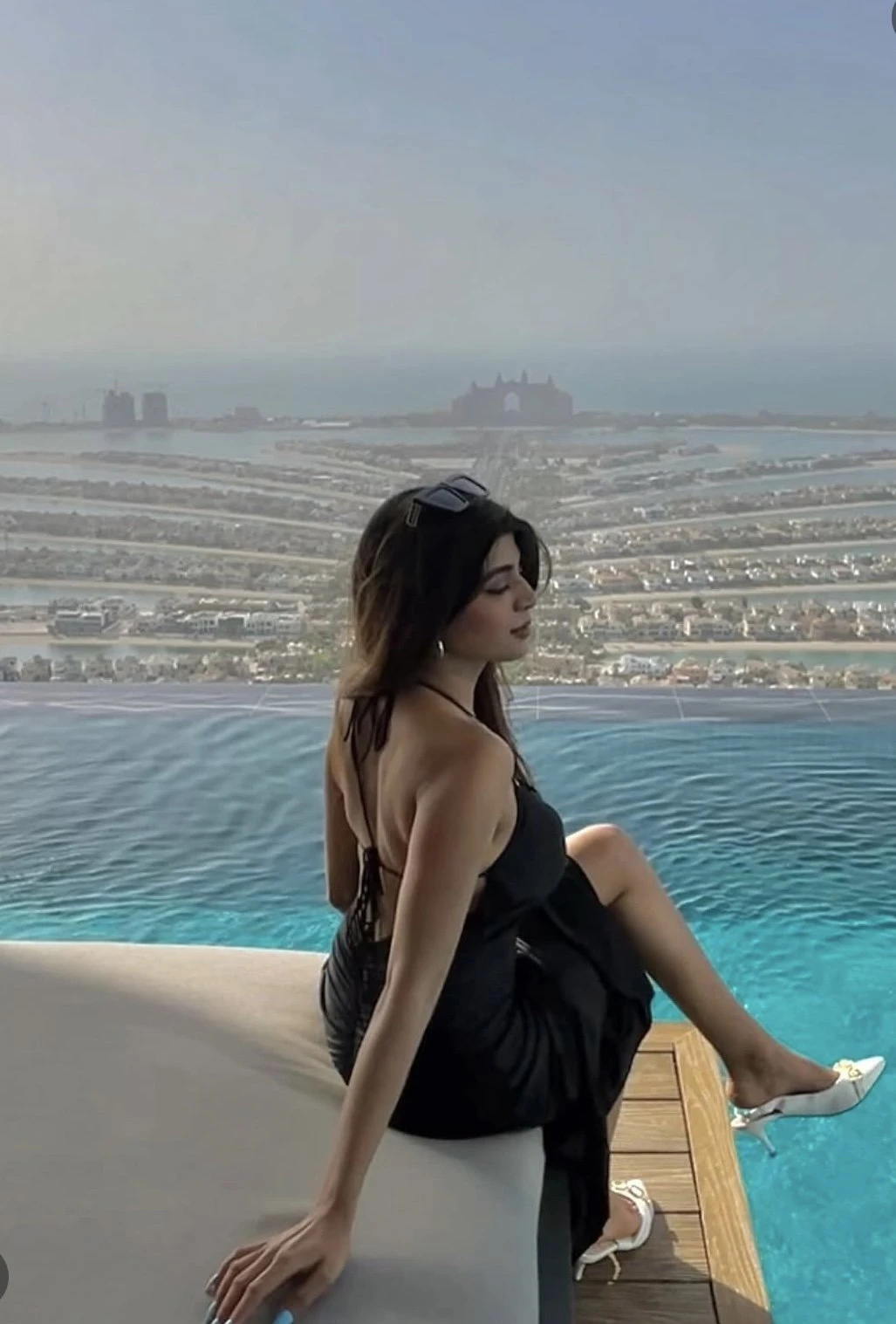 eli sexy – Indian escort in Mumbai — 5 / 6