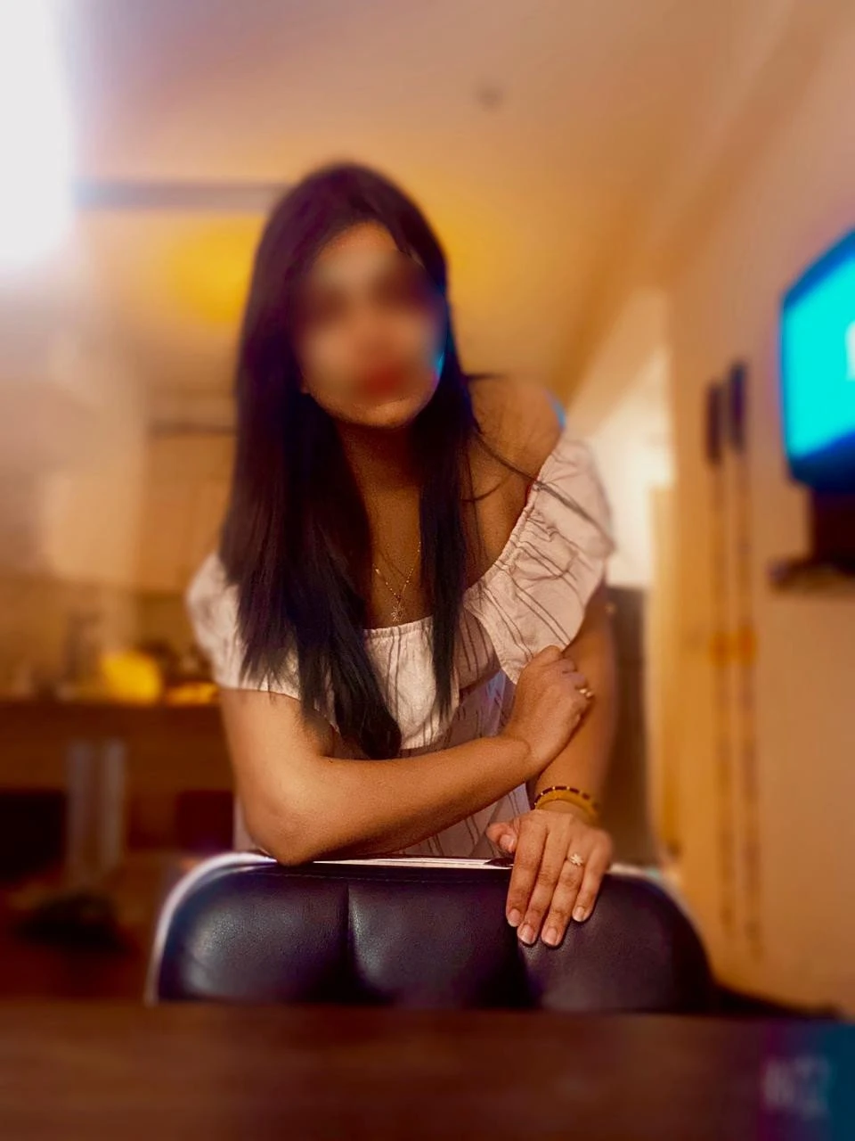 Riya Kaur Aerocity – Indian escort in New Delhi — 4 / 9