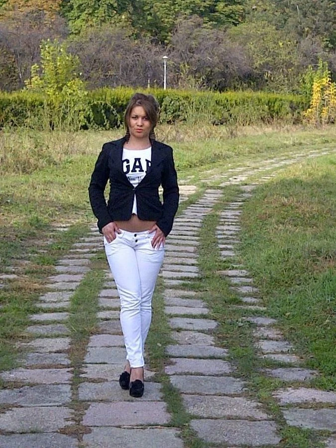 Selena Carmell – Romanian escort in Bucharest — 4 / 18