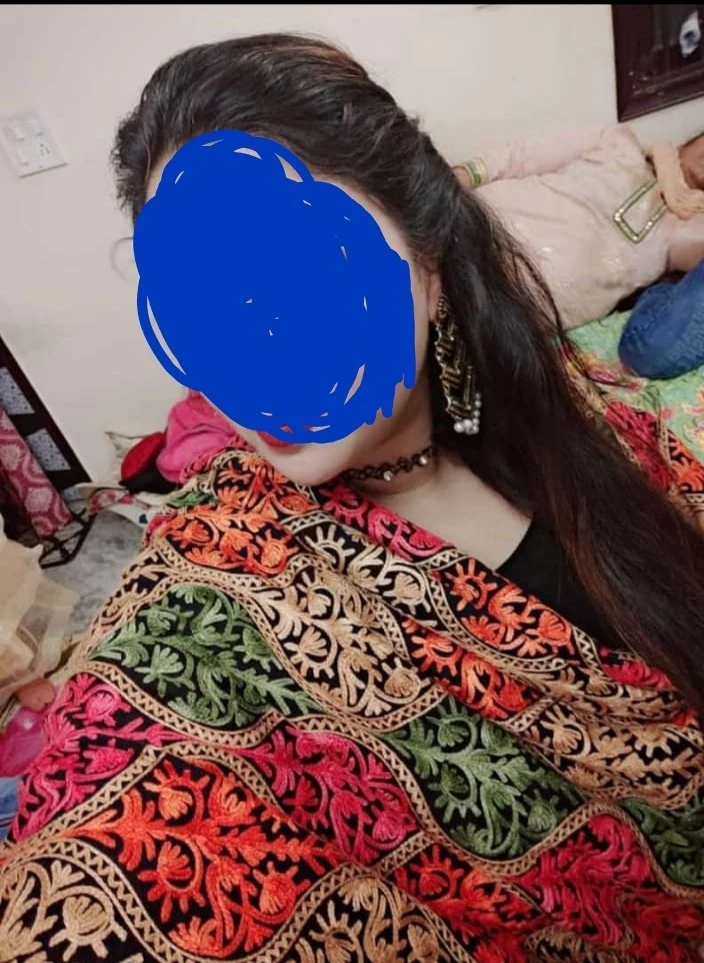 Angel Thakur RealMeet @ Camshow – Indian escort in New Delhi — 3 / 16