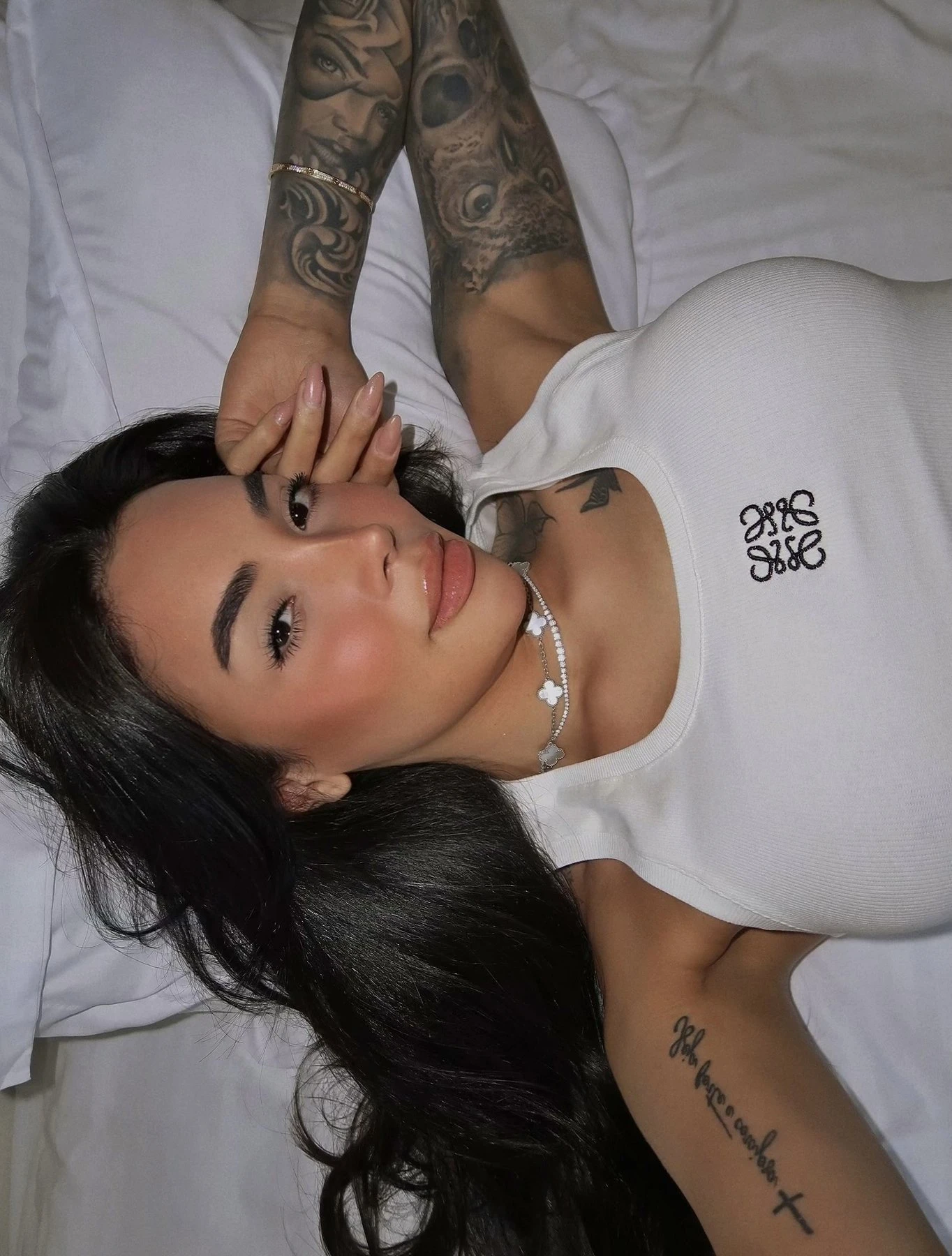 Bia – Brazilian escort in Vilnius — 22 / 29