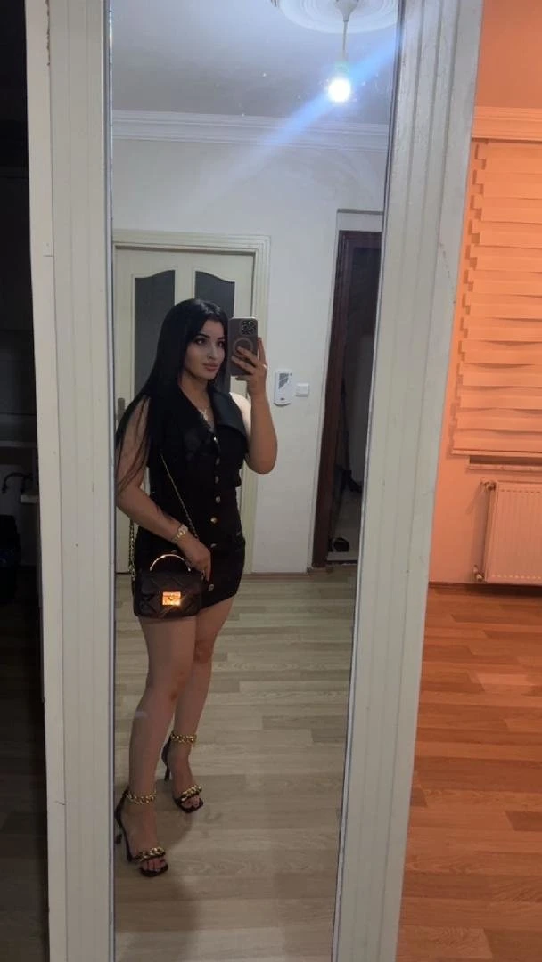 ALINA RUSSIAN MODEL INCALL/OUTCALL BOTH – Russian escort in New Delhi — 3 / 4