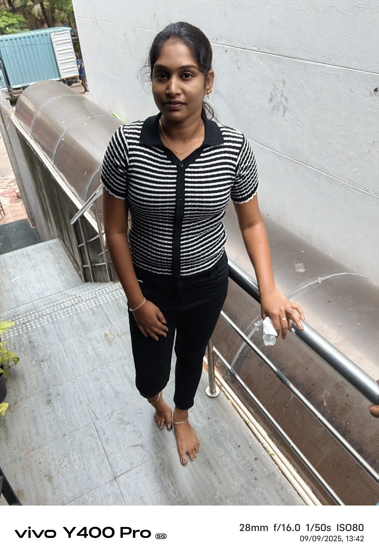Devi – Andorran dominatrix in Chennai — 1 / 2