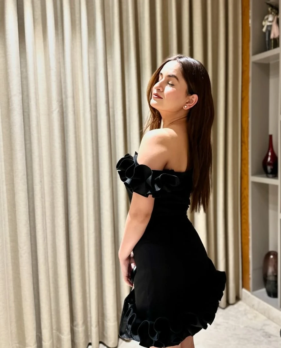Priya – Indian escort in Kolkata — 3 / 4