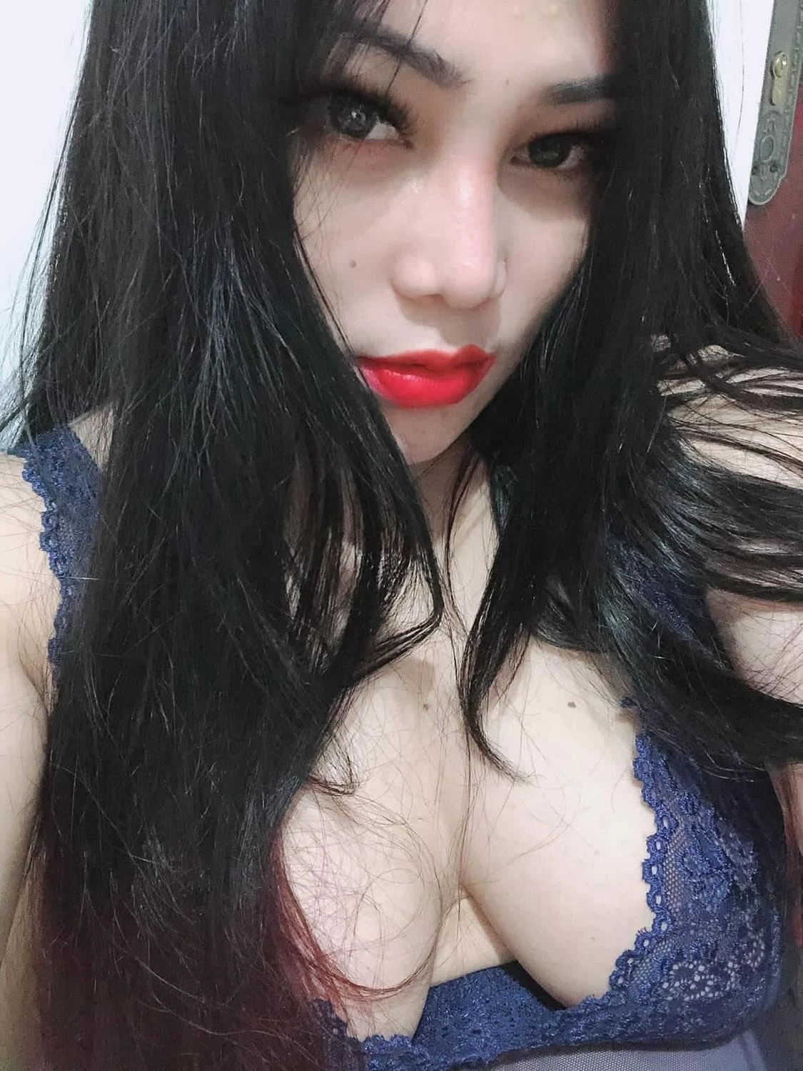 Sky – Filipino escort in Maldives — 5 / 6