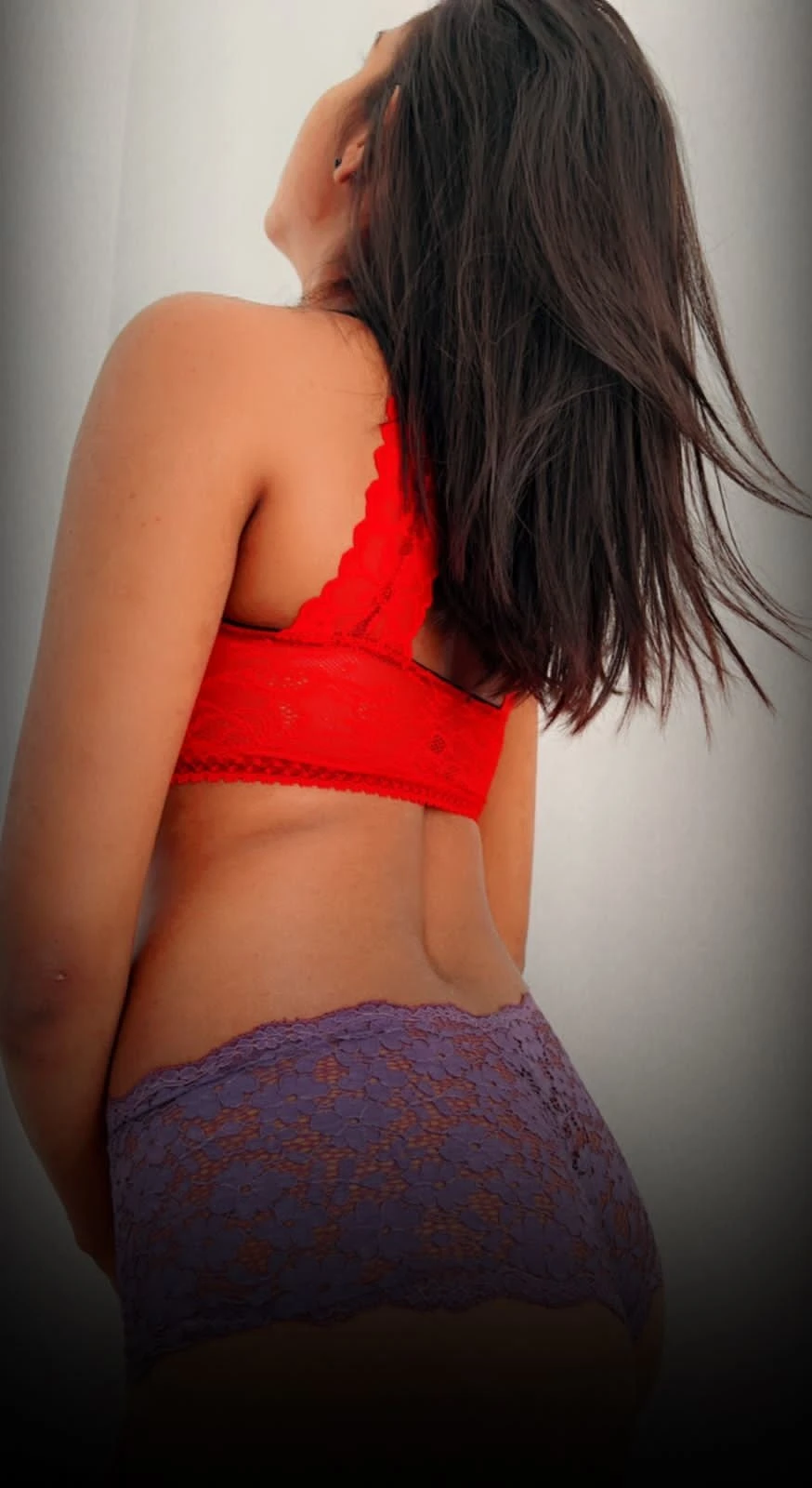 Nethuki Campus Girl in CMB – Sri Lankan escort in Colombo — 8 / 11