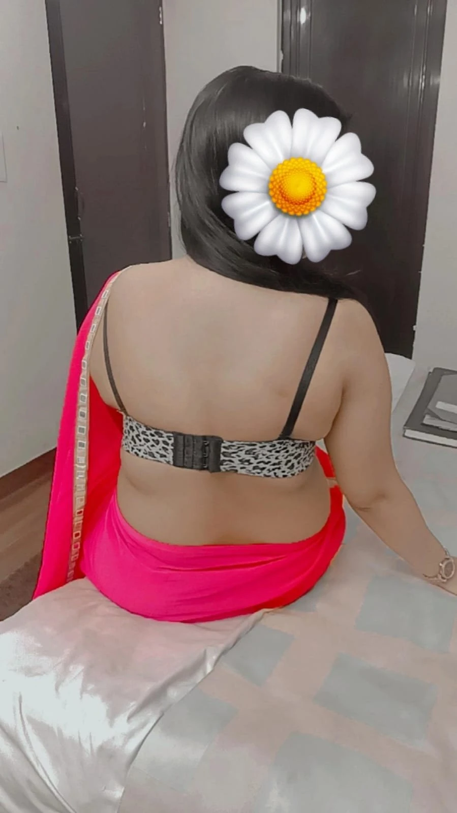 I'm Samrin (Out Call) Cam & Real Meet – Indian escort in New Delhi — 2 / 10