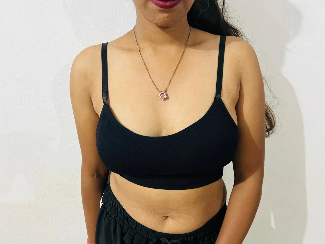 Priya – Indian escort in Pune — 7 / 14